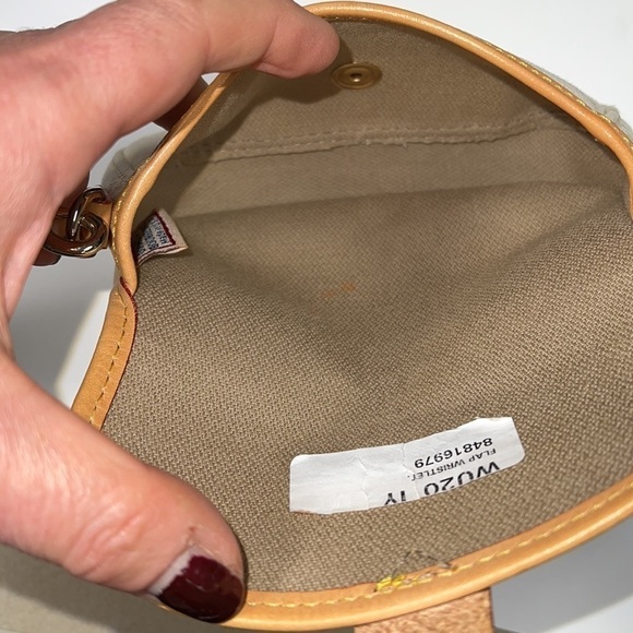 Dooney and Bourke Flap Snap Wristlet Cream Beige - Picture 6 of 10